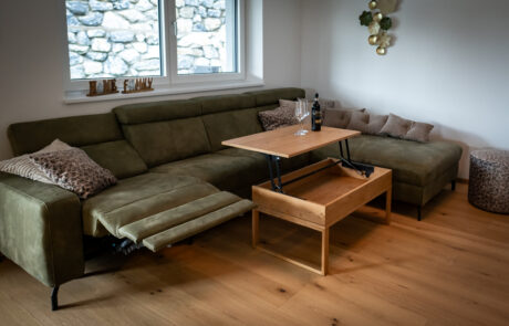 Sedda Couch